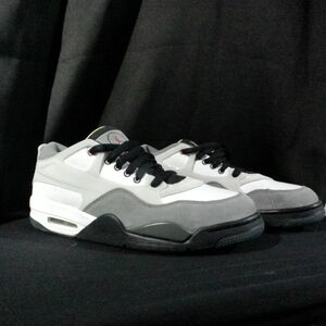 Jordan Retro PM 4s 9.5 Mens